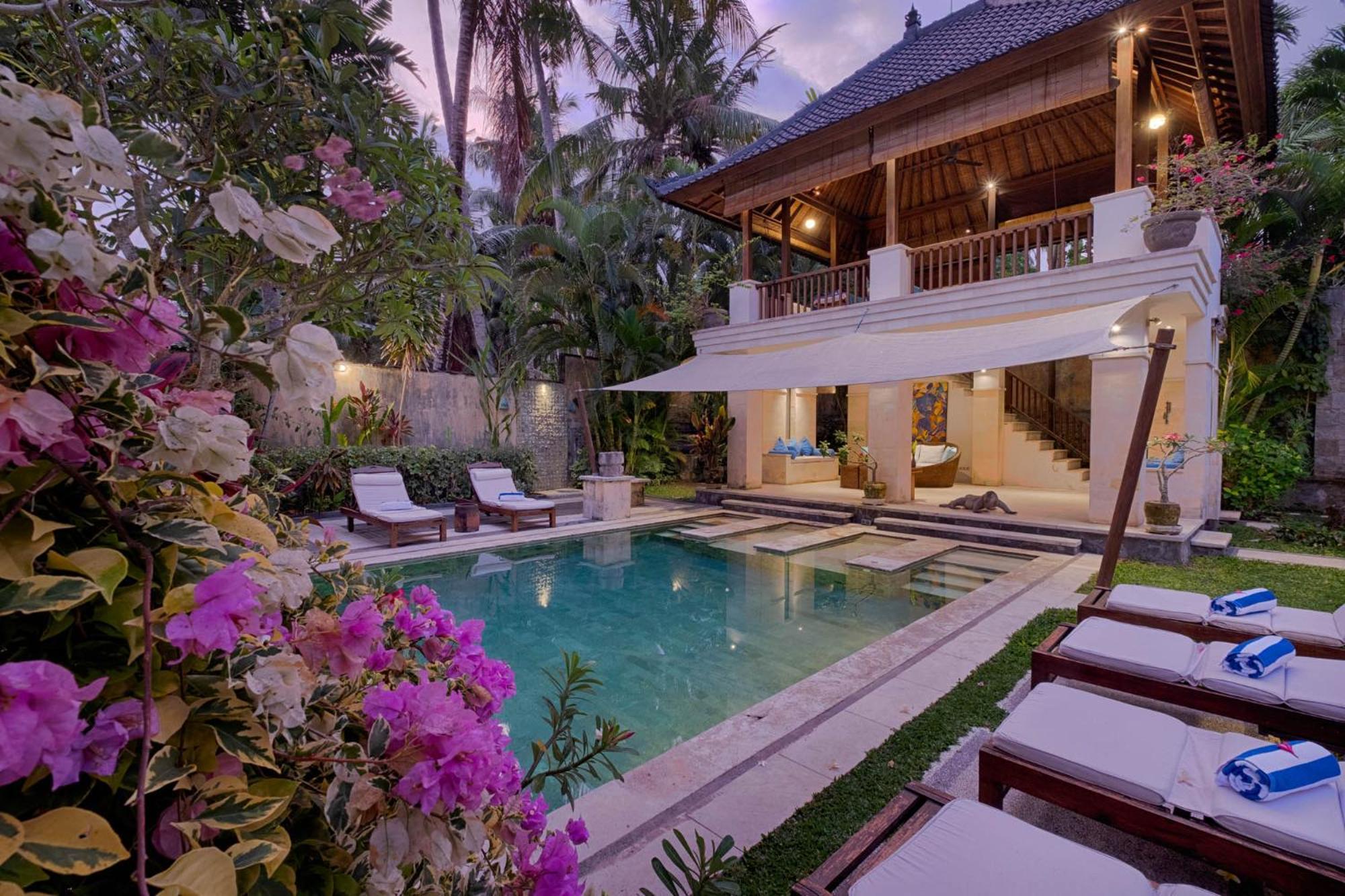 Kutus Kutus Saba Beach Villa Γιογκιακάρτα Εξωτερικό φωτογραφία