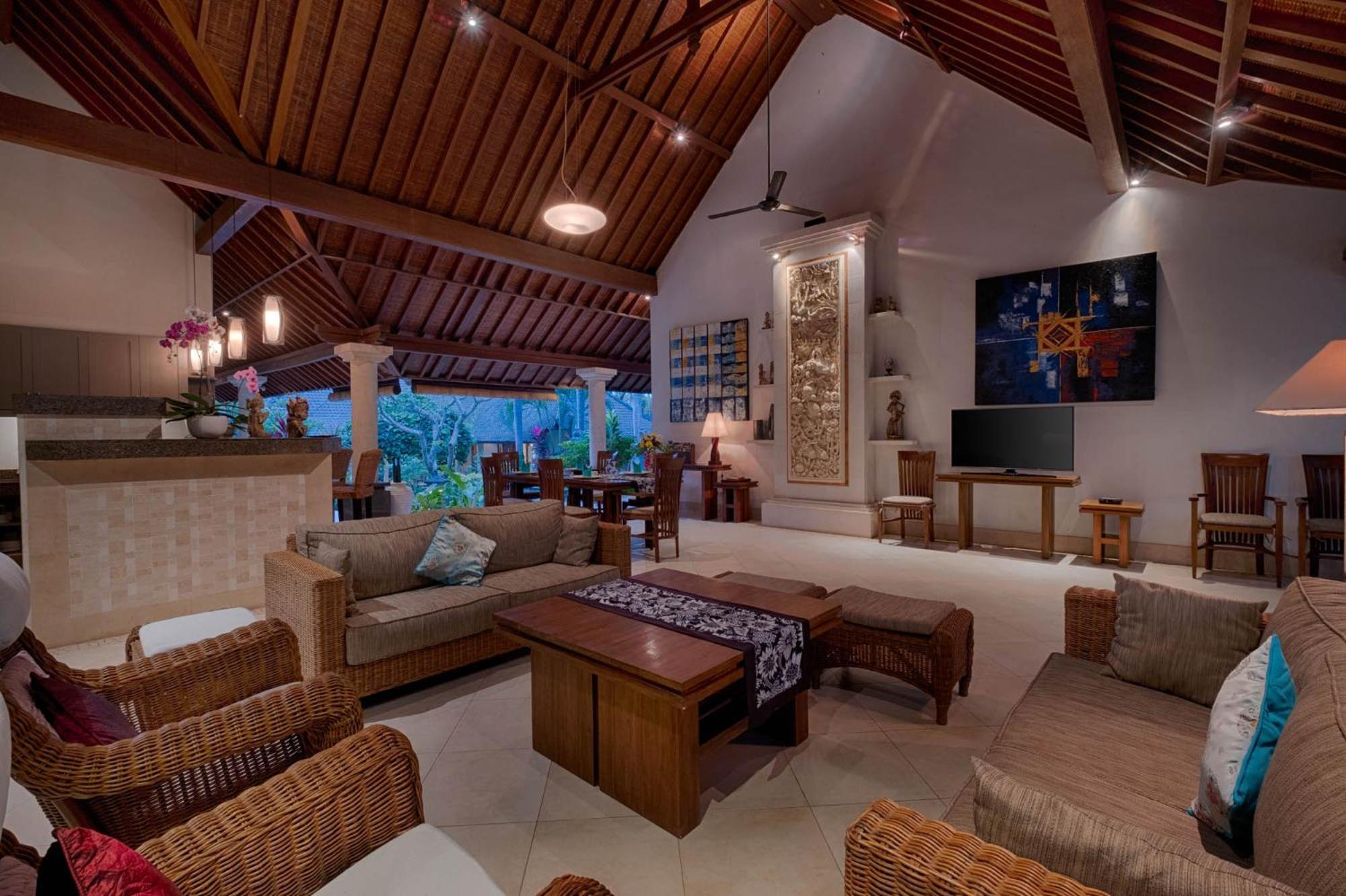 Kutus Kutus Saba Beach Villa Γιογκιακάρτα Εξωτερικό φωτογραφία