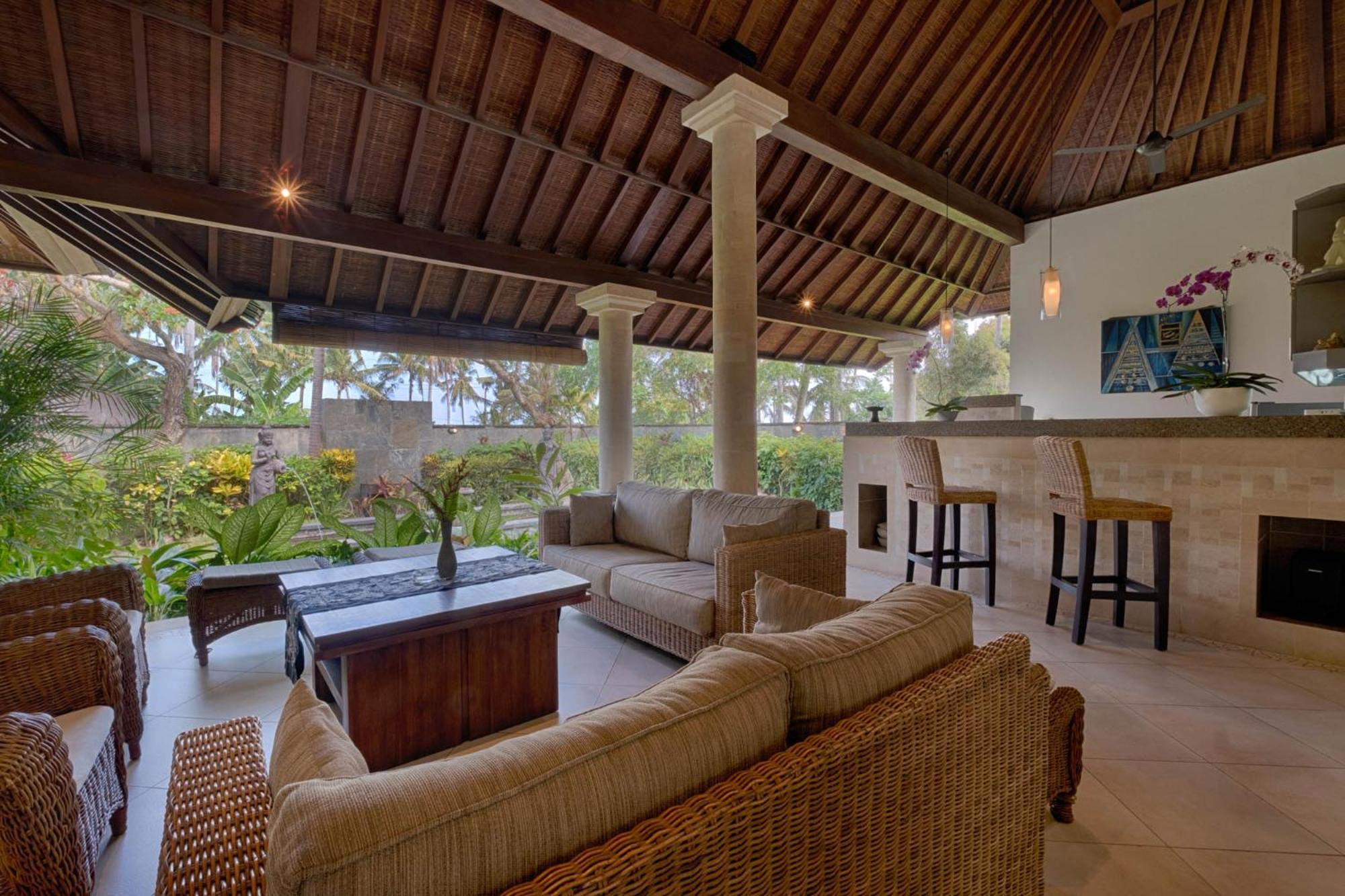 Kutus Kutus Saba Beach Villa Γιογκιακάρτα Εξωτερικό φωτογραφία