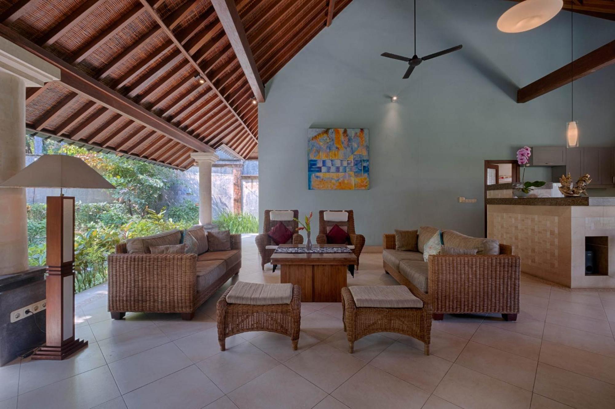 Kutus Kutus Saba Beach Villa Γιογκιακάρτα Εξωτερικό φωτογραφία