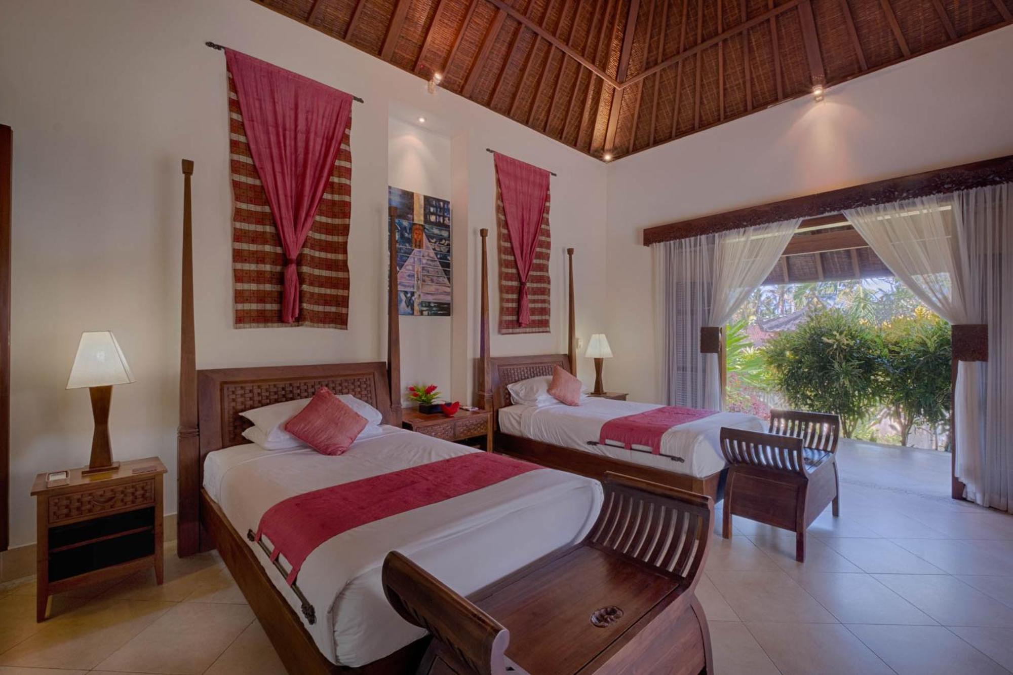 Kutus Kutus Saba Beach Villa Γιογκιακάρτα Εξωτερικό φωτογραφία